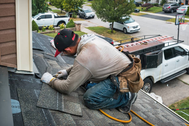 Professional Roofing technician working in Croswell, MI